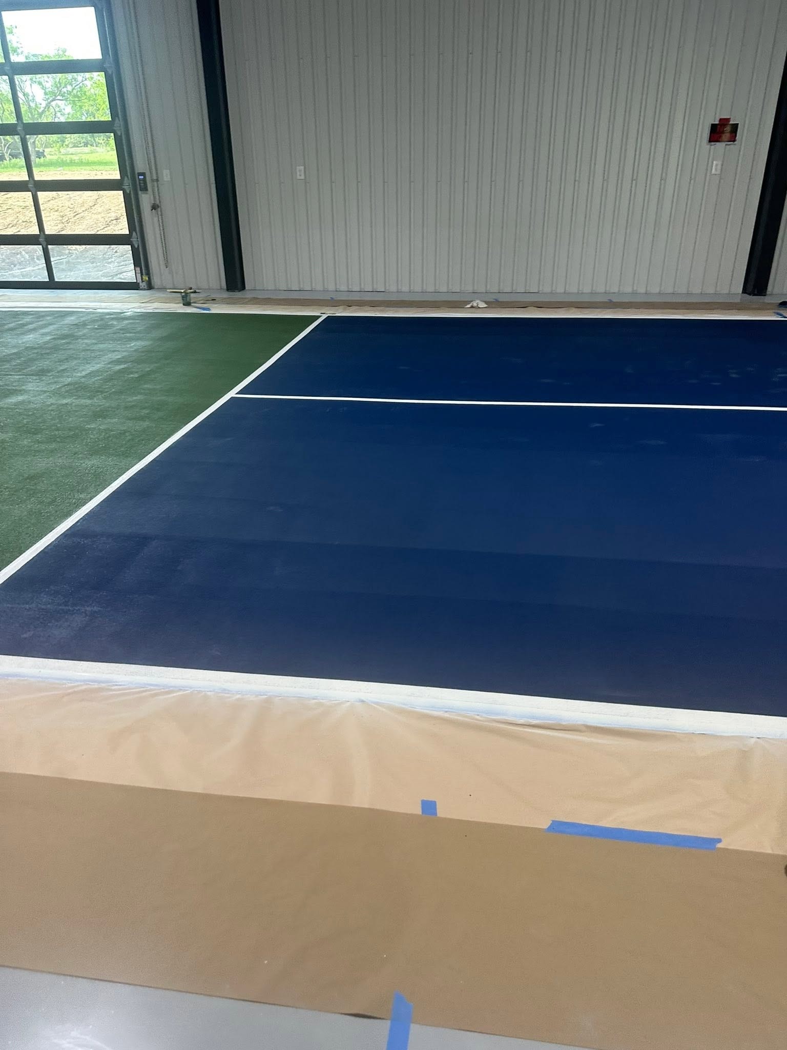 Epoxy floor coating